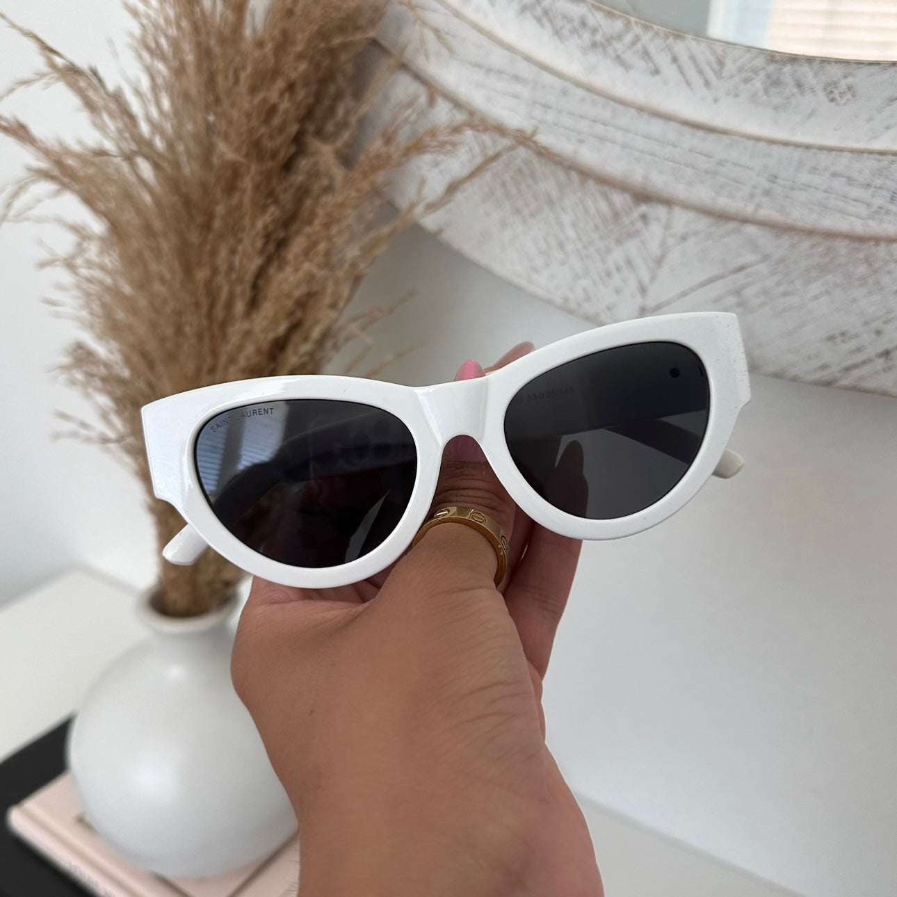 LUCIA SUNGLASSES - WHITE/GOLD