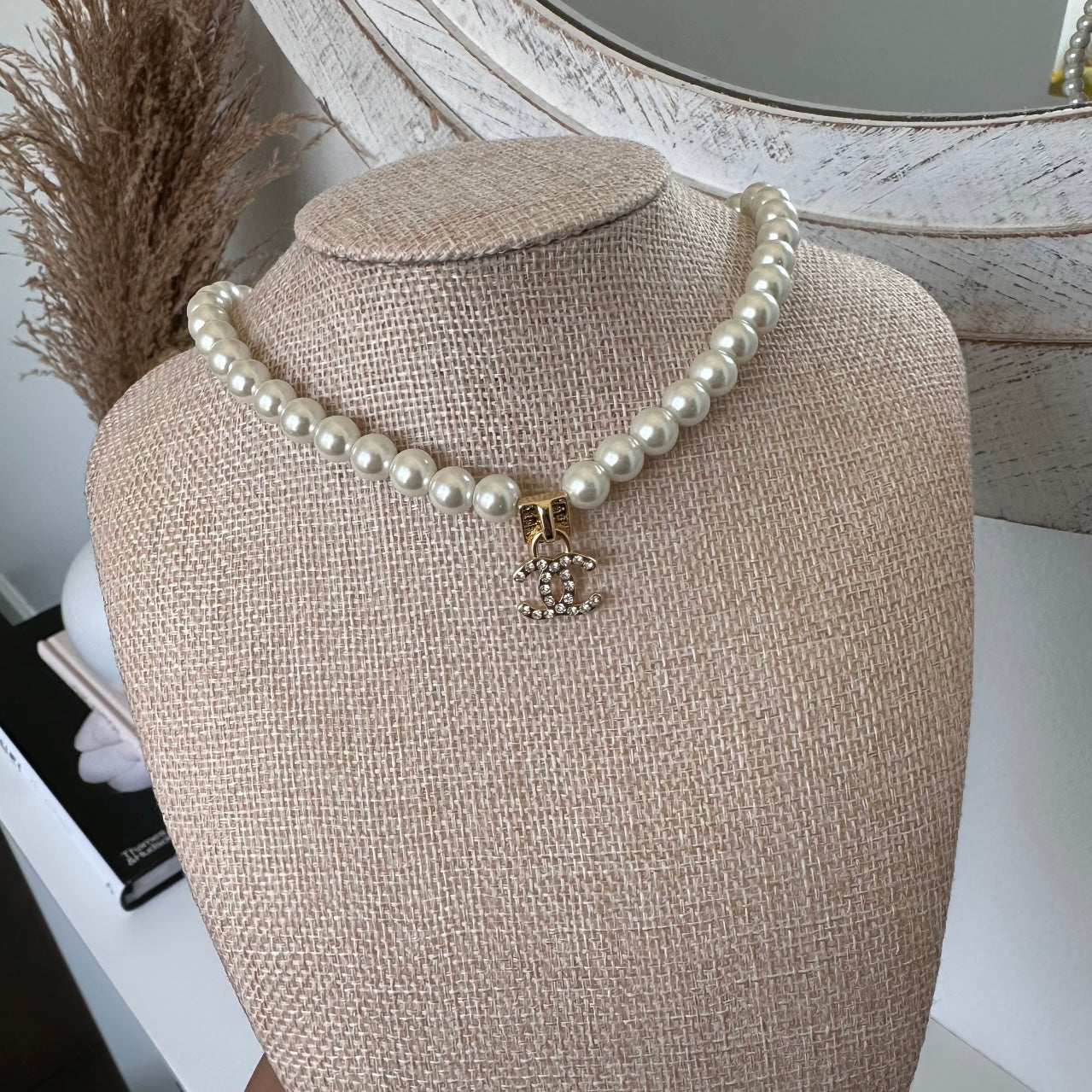 MAEVE PEARL NECKLACE